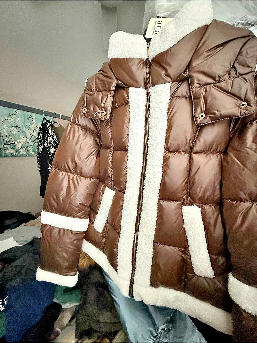 a.n.a new approach Women's Brown & White Sherpa Puffer Jacket XL